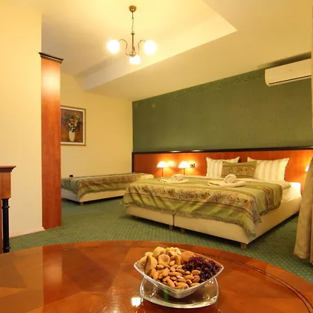 Monako & Fish Restaurant Hotel 3*