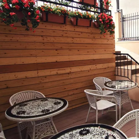Hotel Monako & Fish Restaurant Skopje